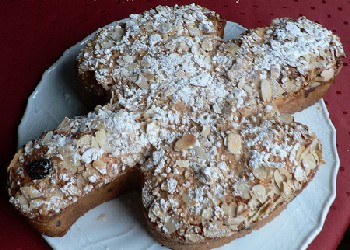 Italian Easter Cake: Colomba - Lavolio Boutique Confectionery